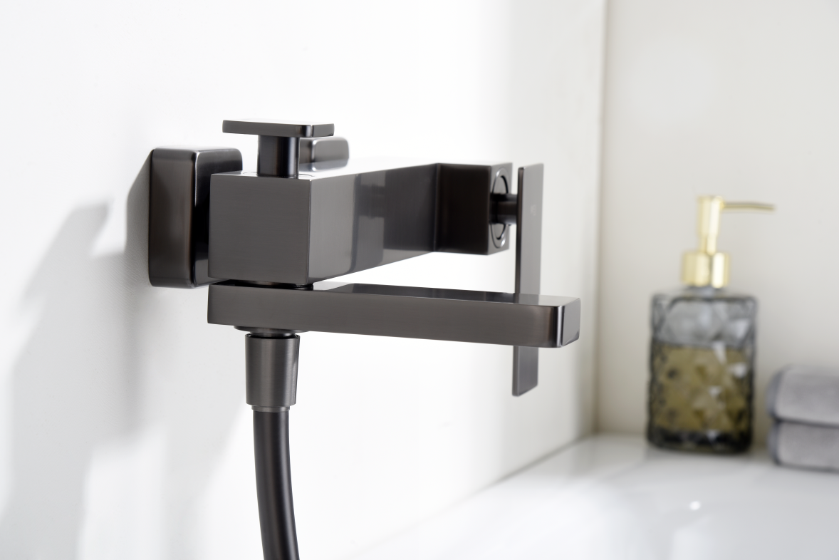 MITIGEUR BAIN/DOUCHE MONOCOMMANDE BLACK GUN METAL BDP048-4BGM