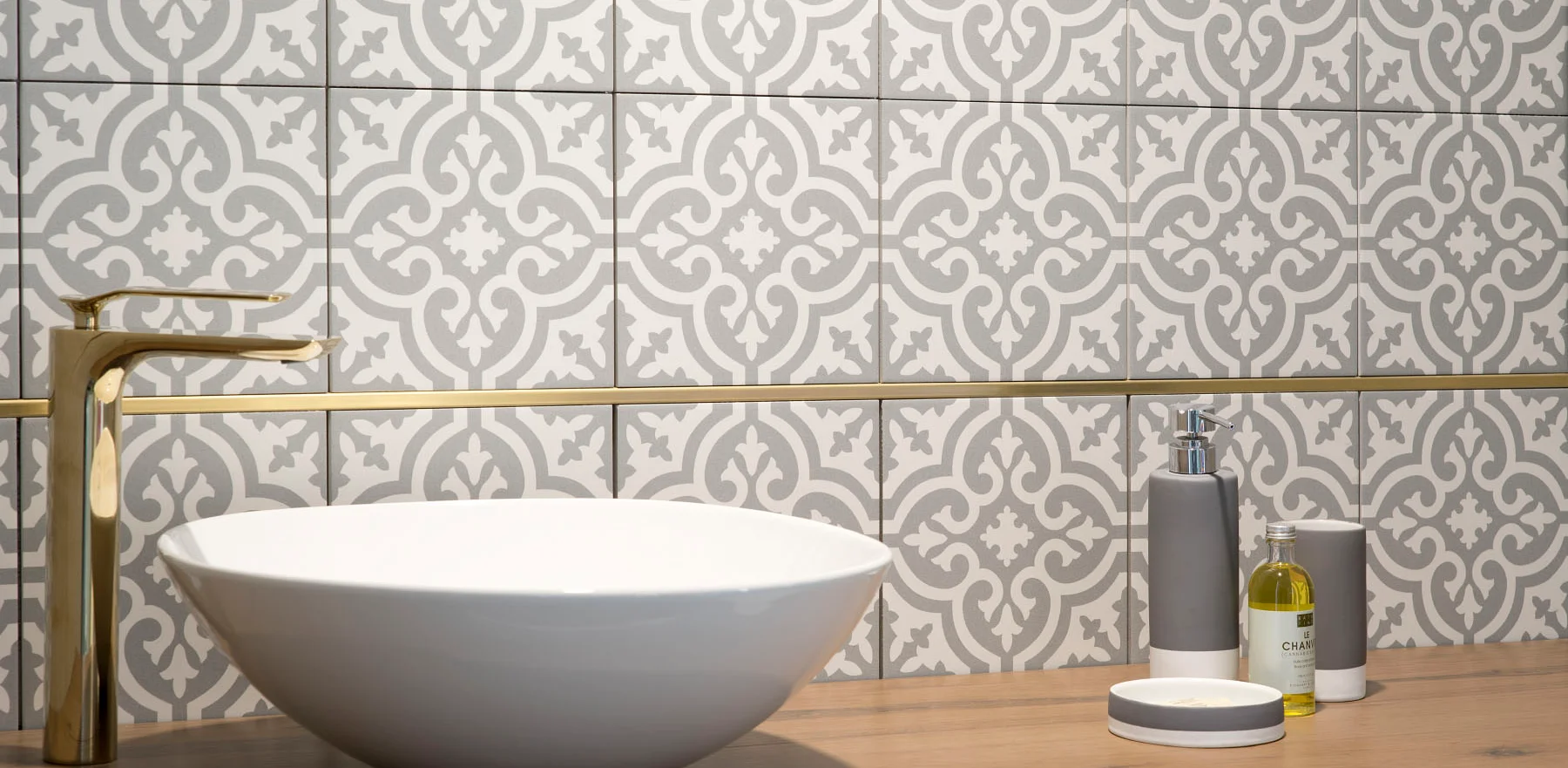 DECOR CLASSIC E TITANE 20X20