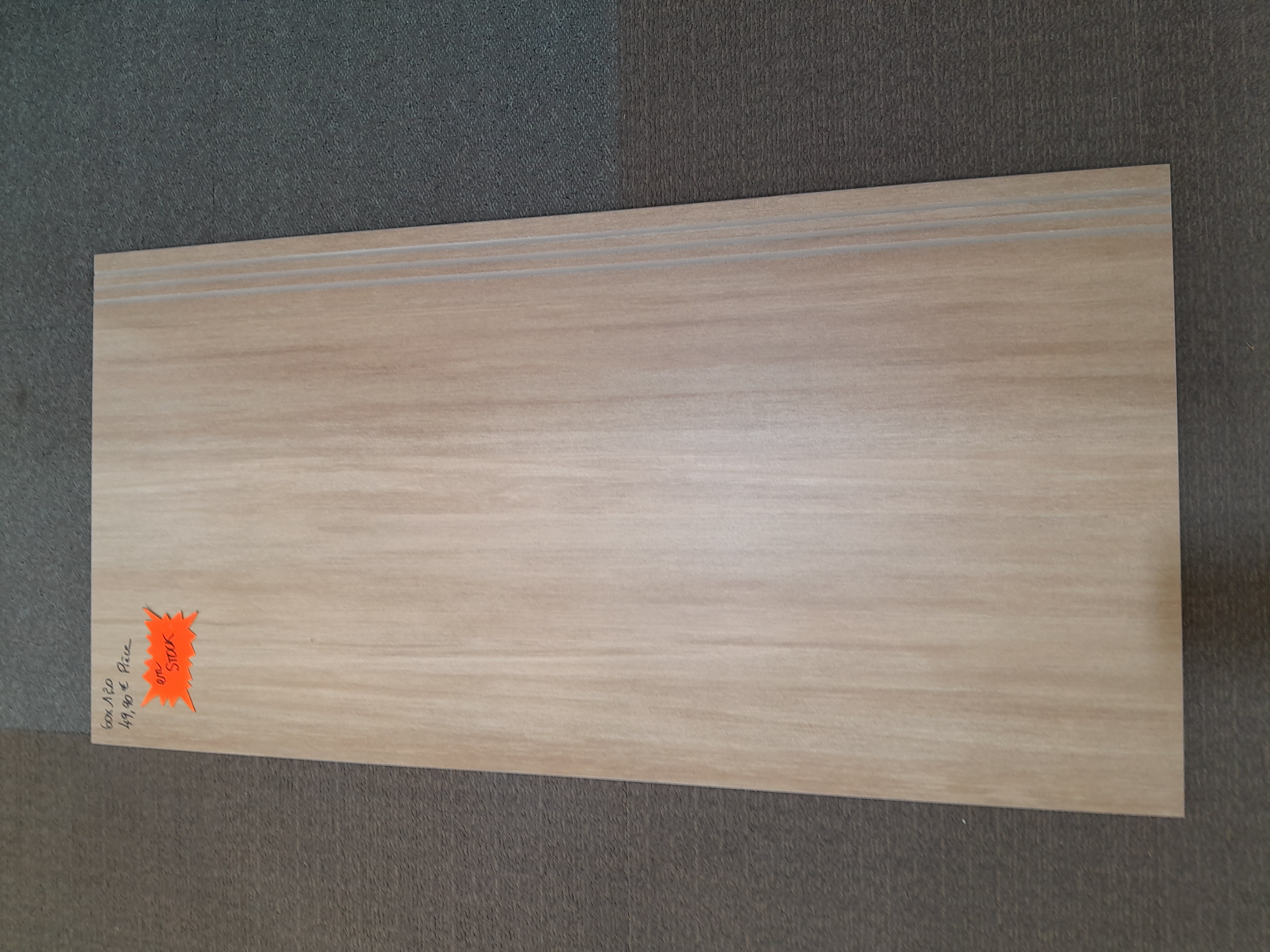 CARREAUX 60X120 STRIES + 1/4 DE ROND POUR MARCHES ESCALIER