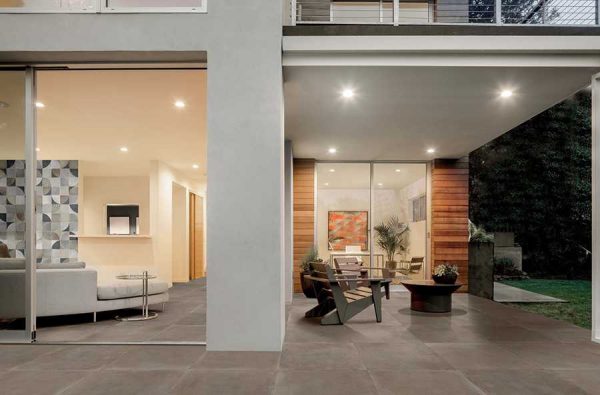 CONTEMPORARY BROWN 81X81